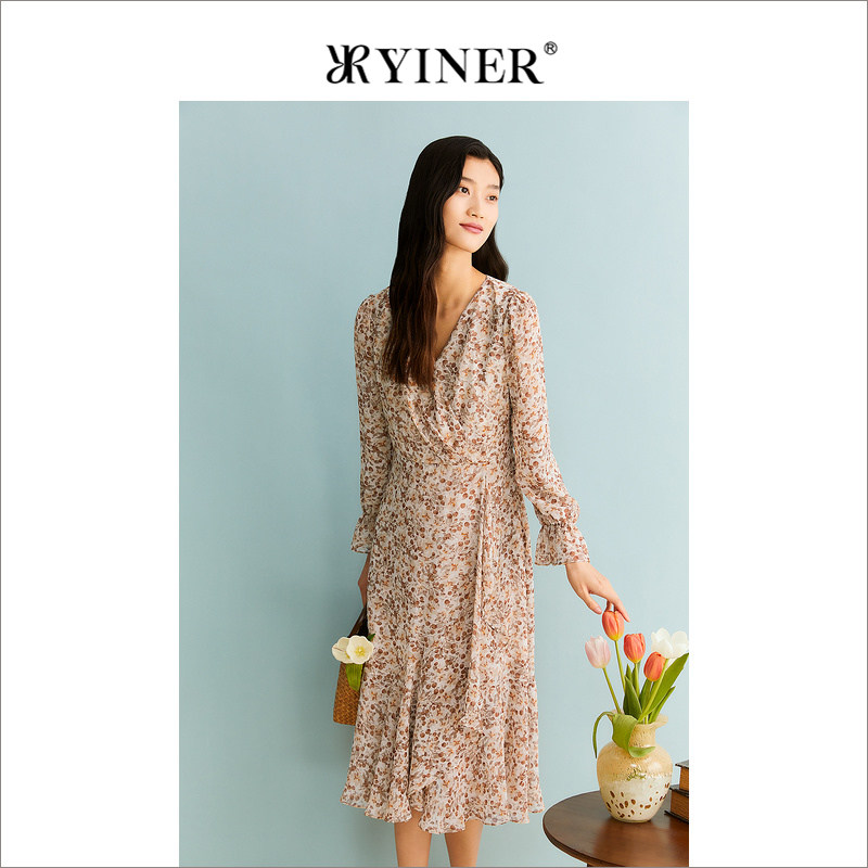 YINER音儿专选女装秋季浪漫印花V领花苞袖碎花连衣裙