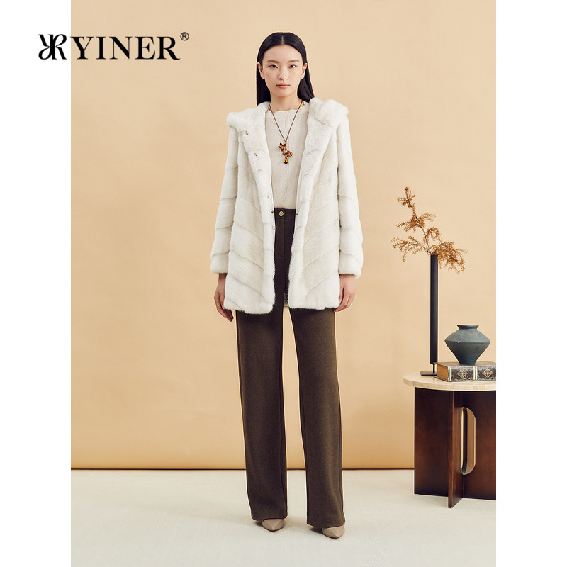 YINER音儿专选女装冬季时尚优雅奢感一手长连帽水貂毛皮草
