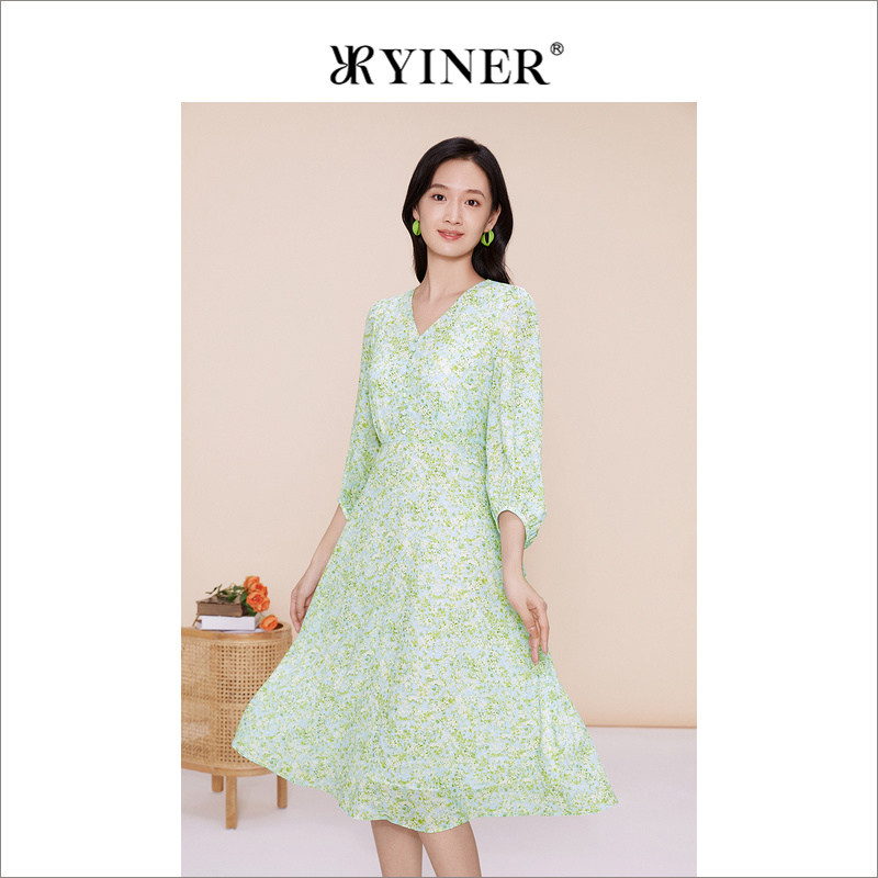 YINER音儿专选春季V领碎花收腰公主袖茶歇连衣裙