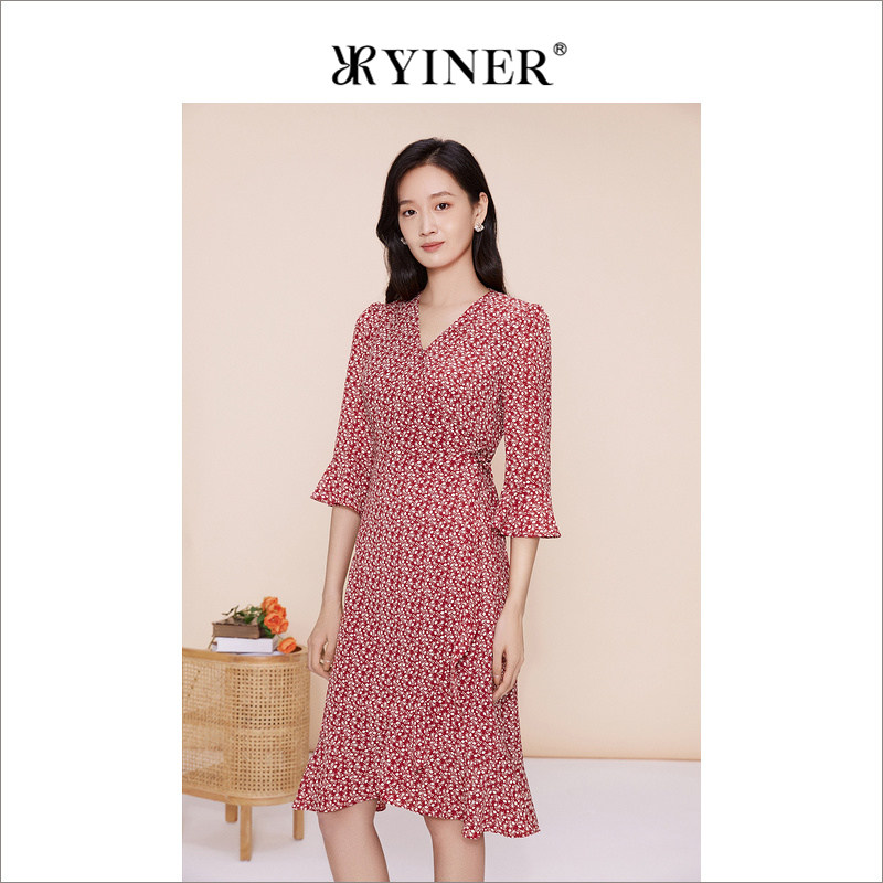 YINER音儿专选女装春季V领印花高腰喇叭袖茶歇连衣裙,女装/女士精品,连衣裙,淘宝优惠券,粉丝福利购,淘宝优惠卷