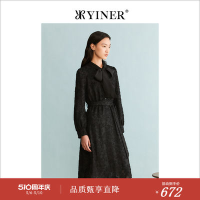 YINER音儿专选女装2023冬季蝴蝶结飘带小黑裙花纱连衣裙