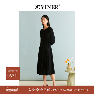 YINER音儿冬季女装法式饰扣小黑裙收褶A字气质连衣裙