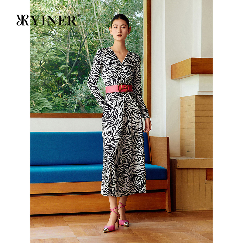【1996系列】YINER音儿2025春季新款三醋酸复古斑马纹印花连衣裙
