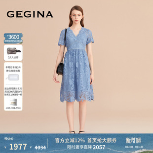 蓝色V领连衣裙女中长款 GEGINA吉吉娜新款 高腰绣花裙 蕾丝
