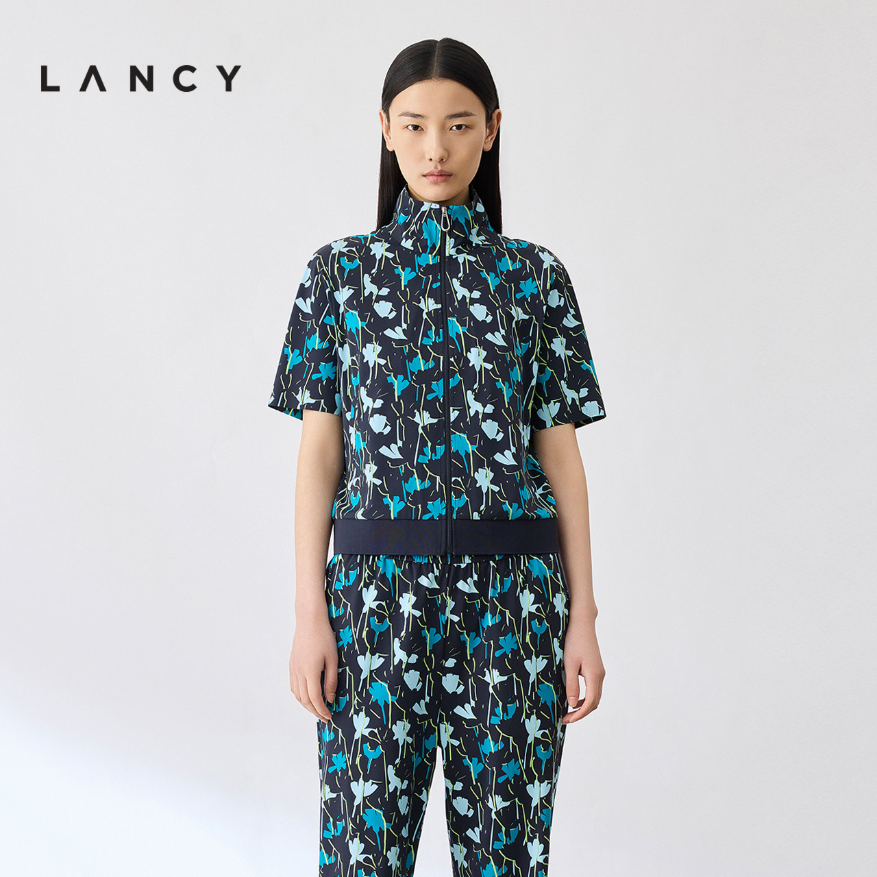 [朗姿奥莱]LANCY/朗姿2024夏季新款印花休闲短外套女短袖夹克个性