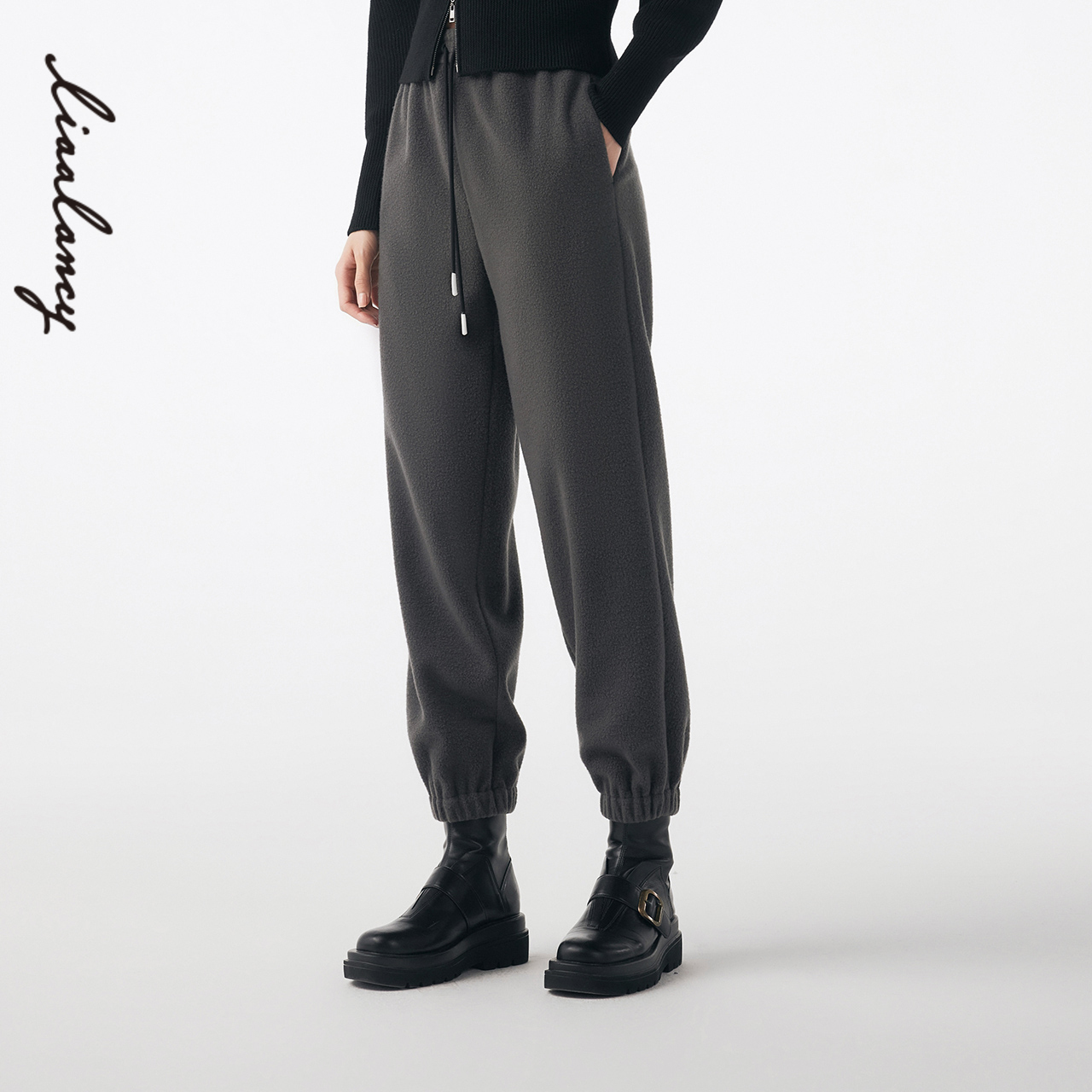 抽绳设计 裤脚收束 弹力腰头