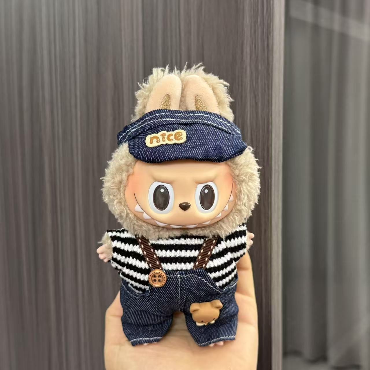 拉布布娃衣搪胶拉布布17cm公仔可爱换装爬爬服裙子毛绒玩具衣服多