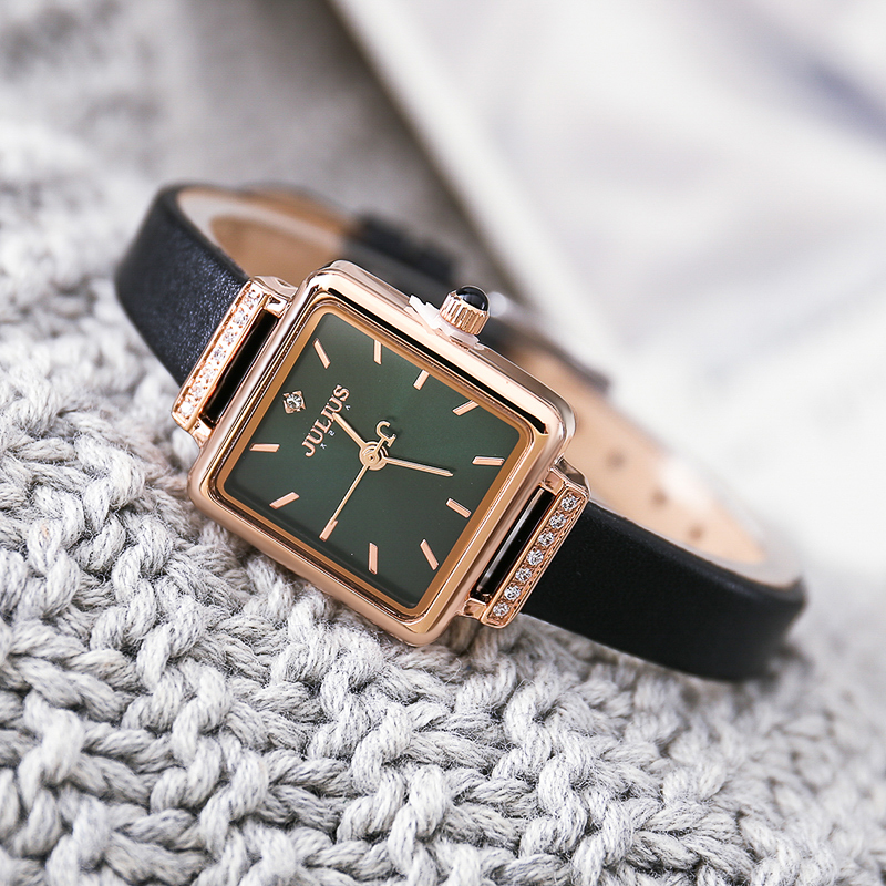 简约韩风绿色皮带聚利时女士手表