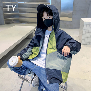 韩国潮牌男童拼色外套 童格尼休闲风拉链连帽炸街款