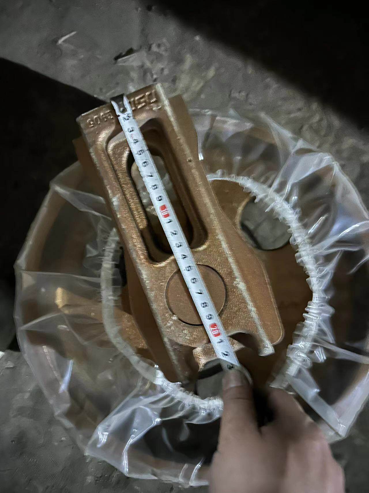柳工LG906/907/9075/9055/908CDE挖掘机导向轮 引导轮 涨紧轮链轮