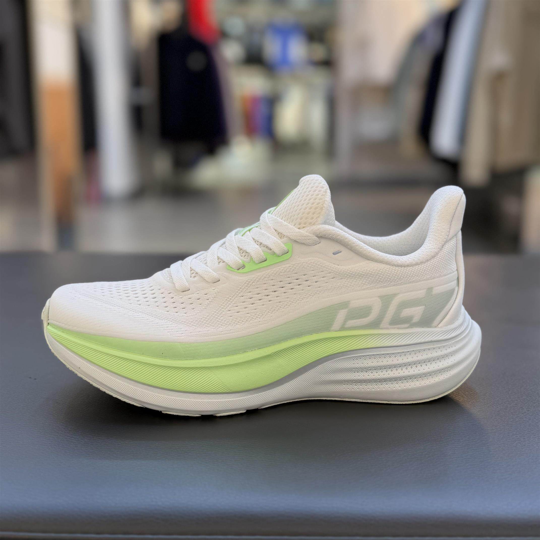 安踏旅步3丨PG7跑步鞋女款运动鞋夏季新款透气网面跑鞋122625546