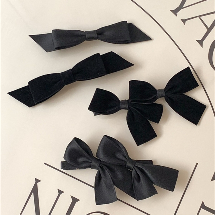 设计感缎面丝绒蝴蝶结边夹