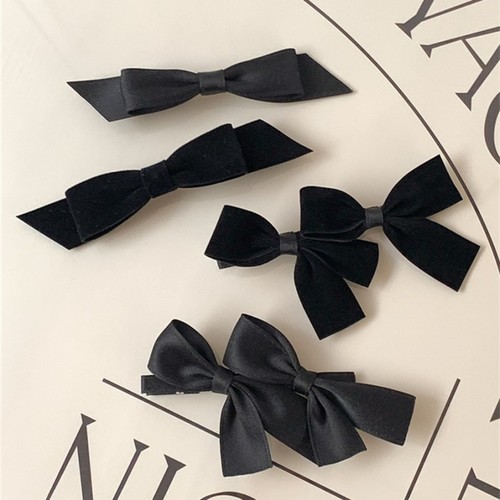 设计感缎面丝绒蝴蝶结边夹