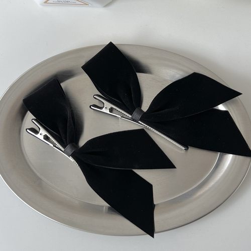 丝绒缎面黑色复古蝴蝶结侧边夹