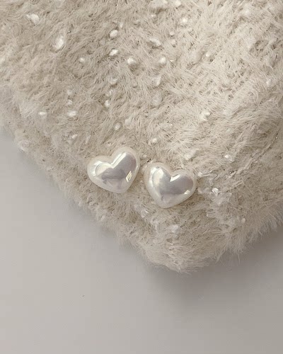 925银大一点~简约爱心耳钉