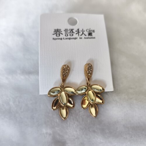 青岛外贸耳饰品耳环耳钉休闲温柔甜美马眼重叠树叶布灵布灵耳坠