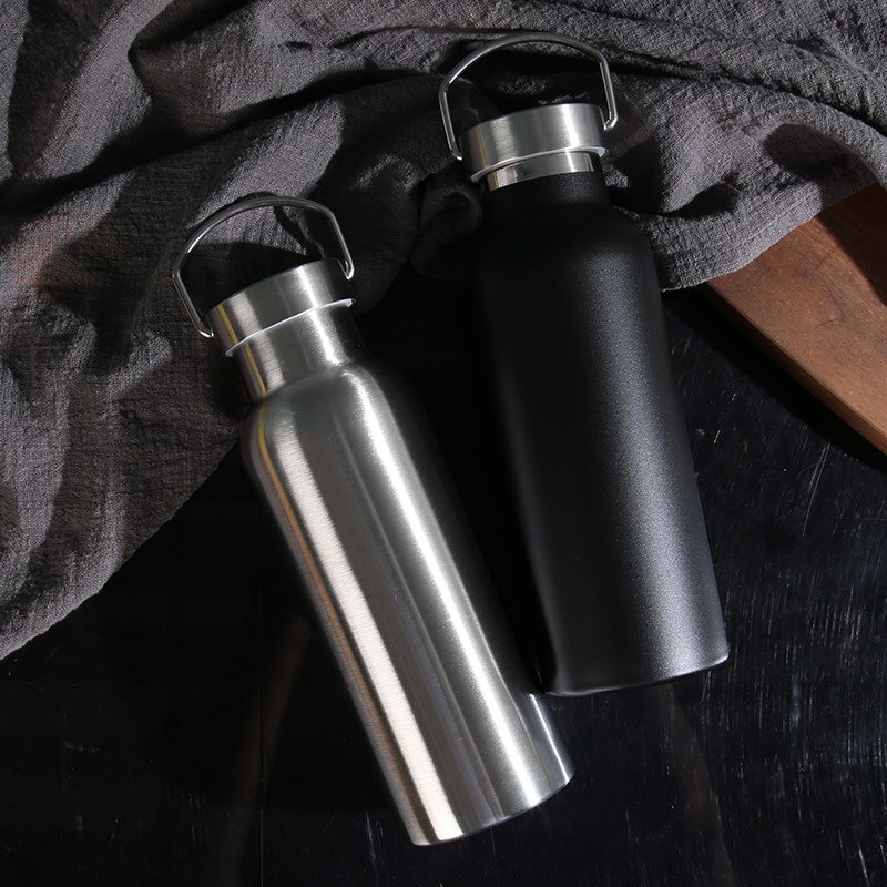 日本定制304喝水杯不锈钢真空双层手提随行保温杯（500ml酒壶水杯