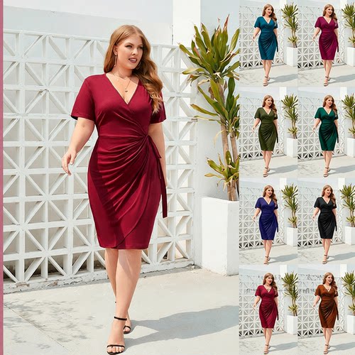 Large size women's casual strap vacation V-neck mid dress