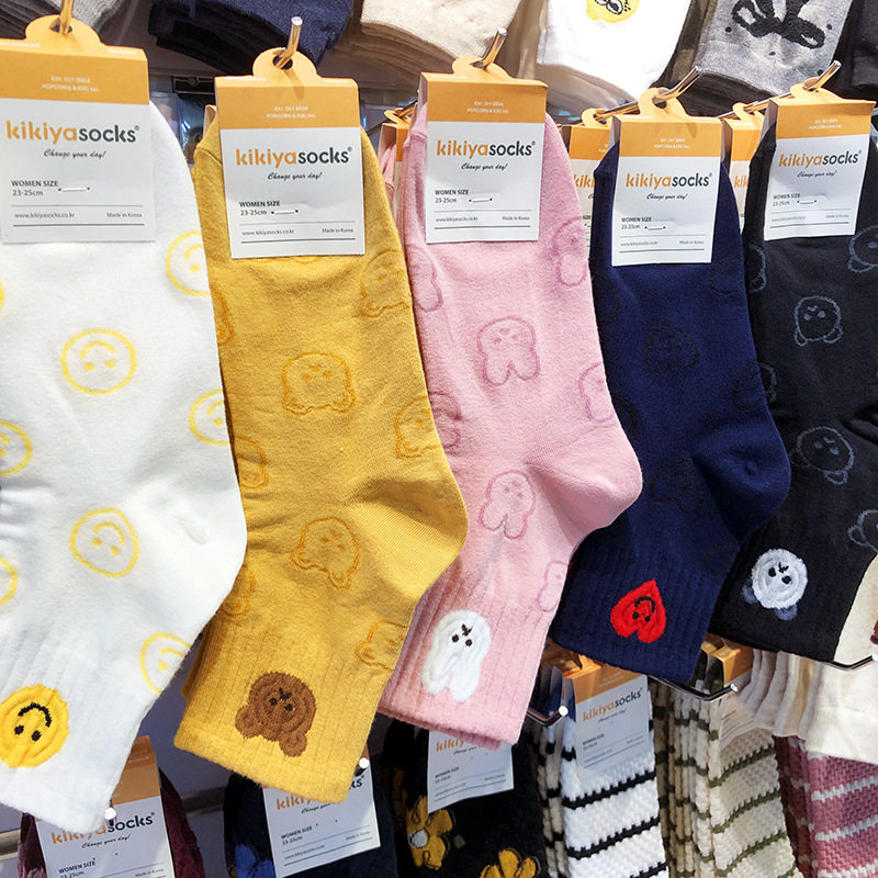 【现货】韩国袜子秋冬新款少女棉袜甜美浮雕感爱心笑脸小熊中筒袜