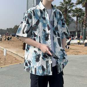 C322高品质夏季男生短袖衬衫印花青年宽松港风P35,男装T恤,电商A056