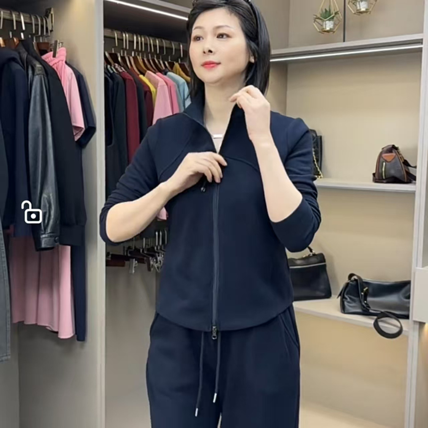 运动服套装女秋冬季2025新款休闲立领卫衣今年流行穿搭秋装一整套