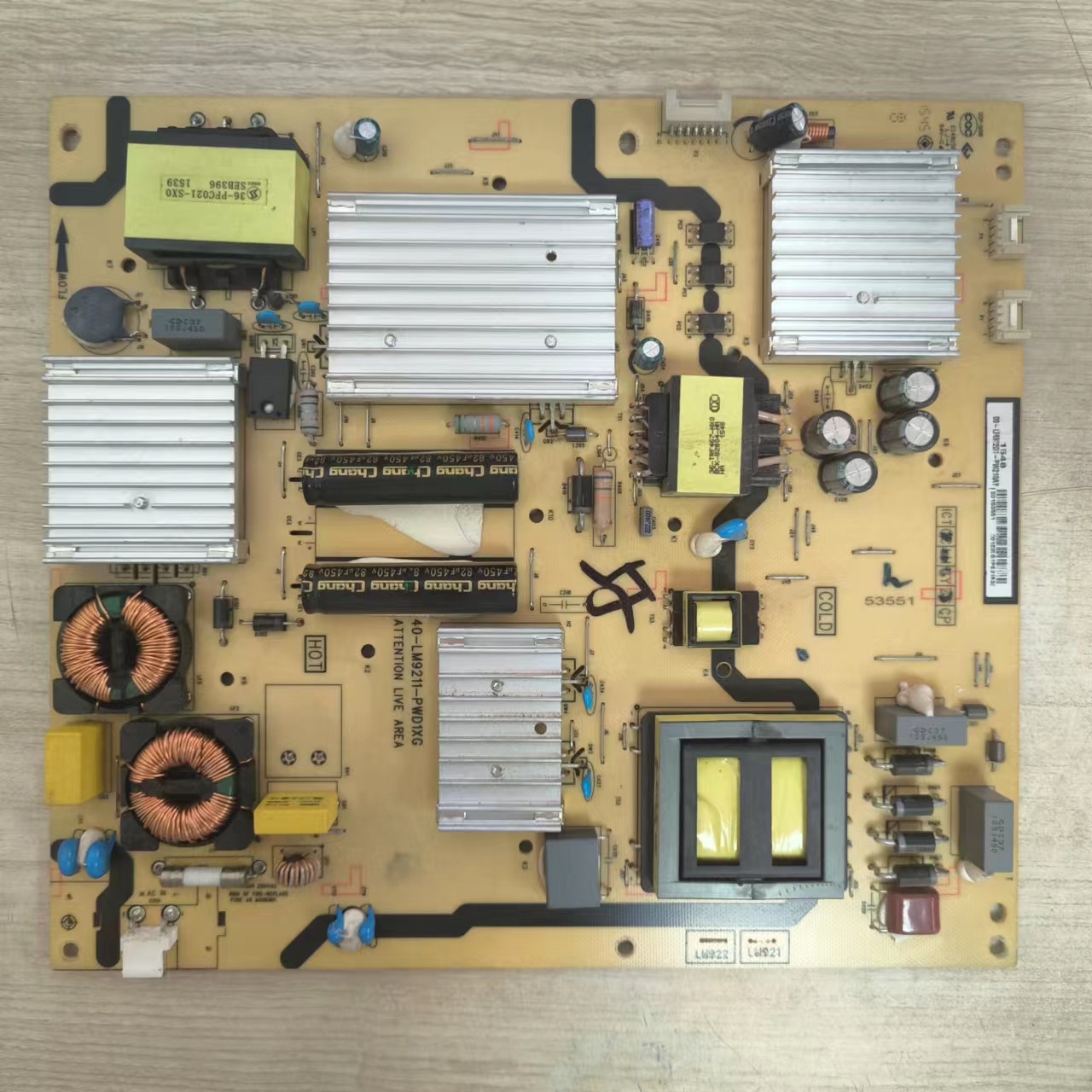 TCLL55A980CUDD55A561U电源板