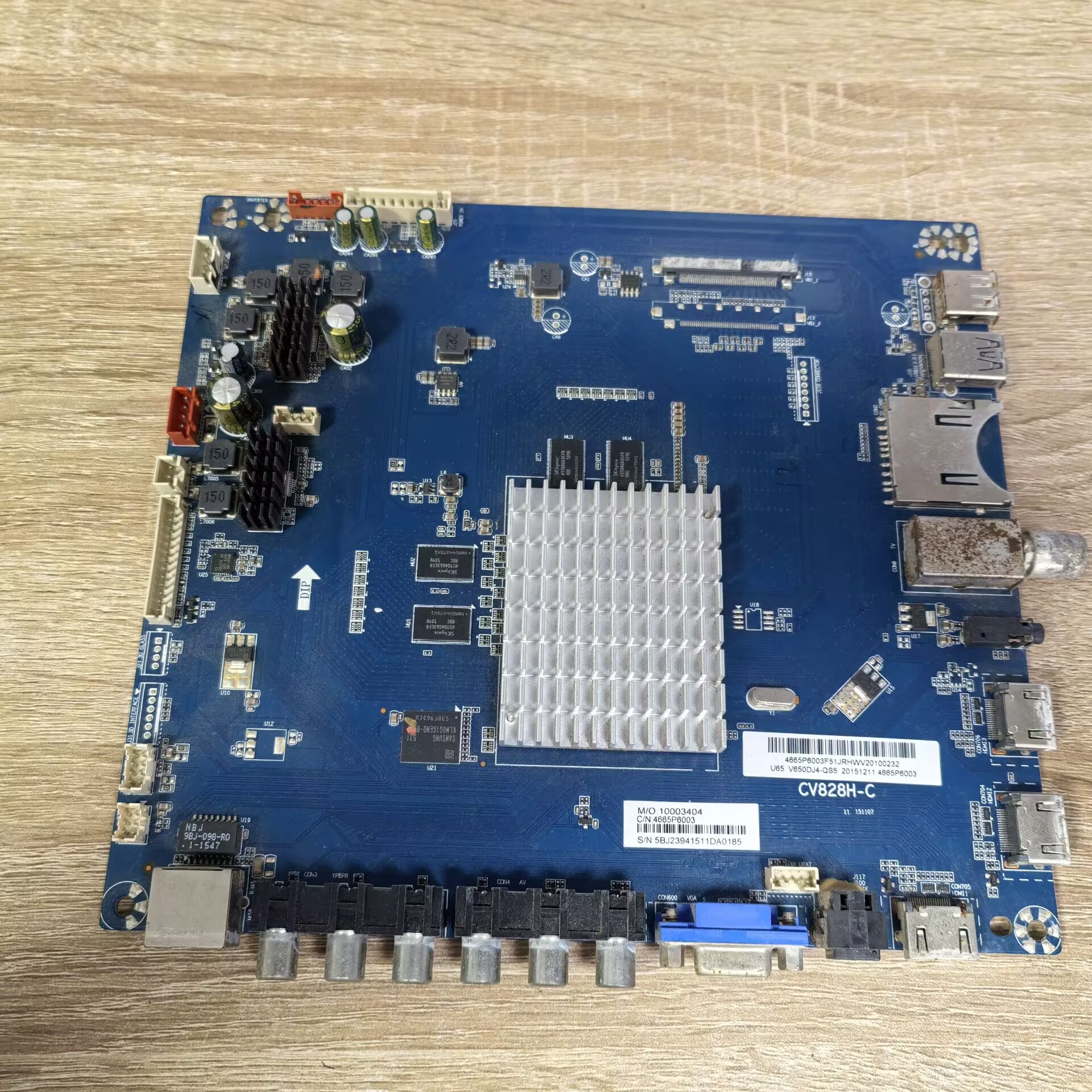 ANTVU65KE660液晶电视主板CV8