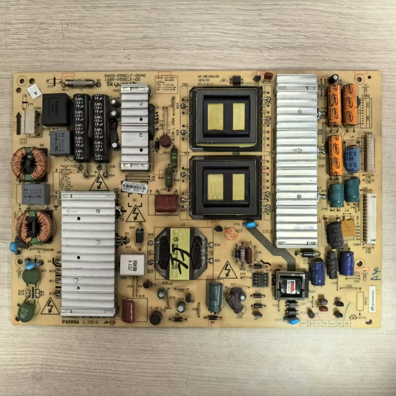 创维55E82RD55E750A电源板