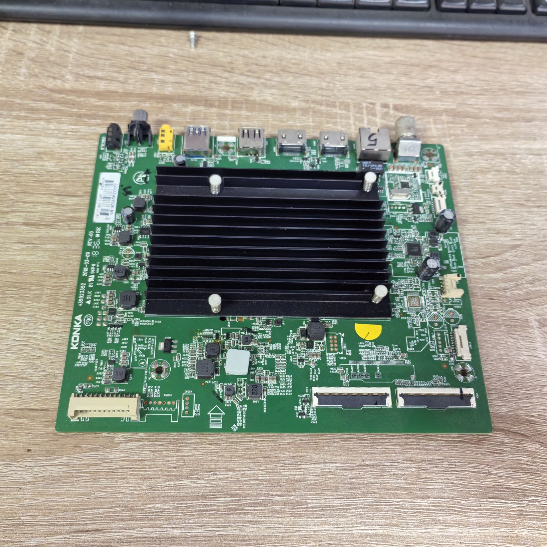 康佳LED49M2液晶电视主板350233