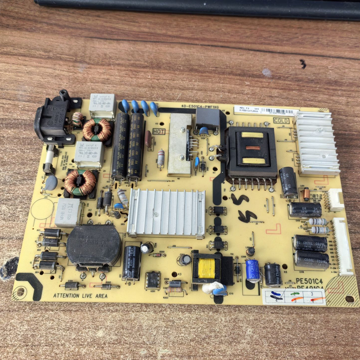 TCLL40M90-UD电源板40-E501C4-P