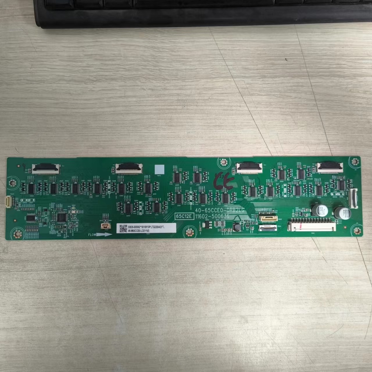 雷鸟65Q10G电视恒流板