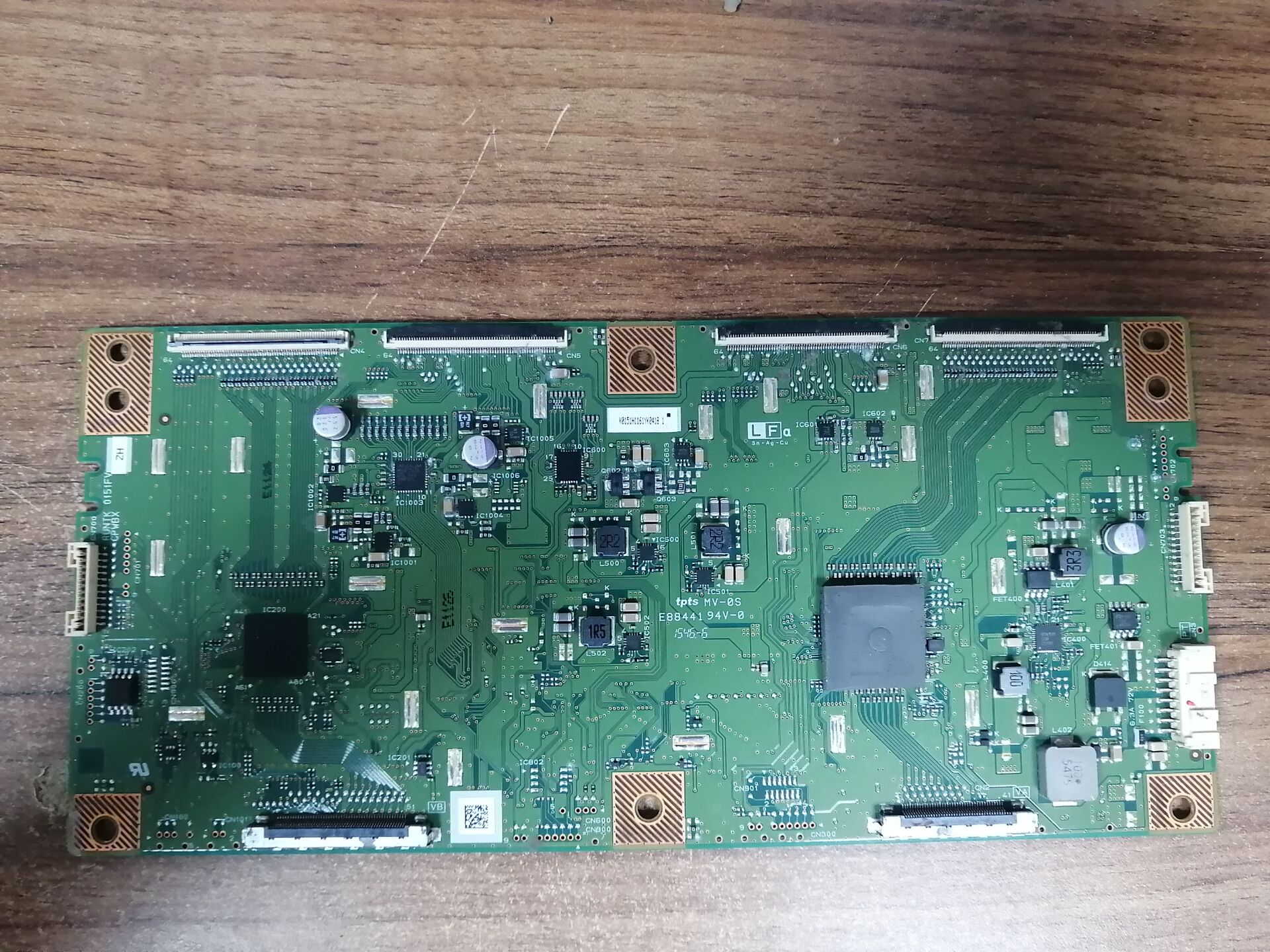 原装夏普LCD-70UD30A液晶逻辑