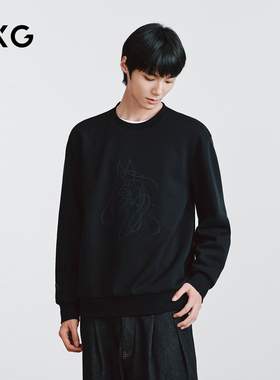 GXG 黑色胸前立体中空绣马元素图案圆领卫衣  2025冬季新品