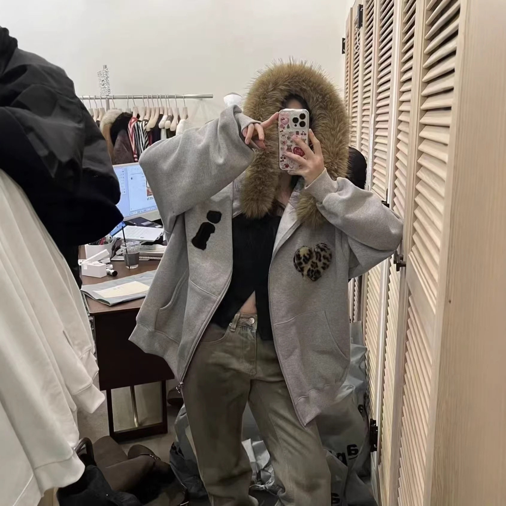 韩国小众 休闲百搭植绒字母爱心毛领连帽拉链卫衣外套上衣宽松