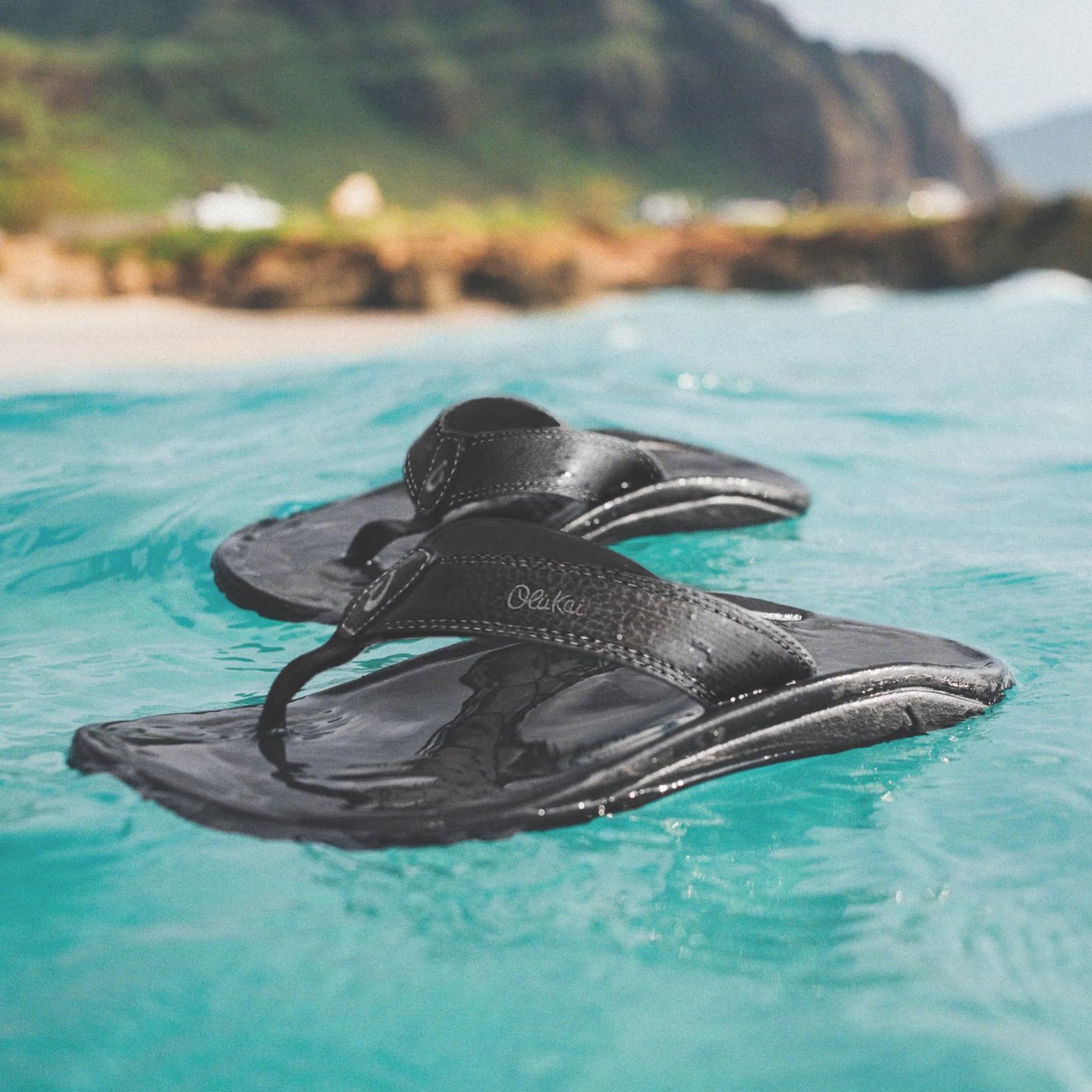 海外代购Olukai男士人字拖防水防滑黑色平底沙滩海边夏季凉拖