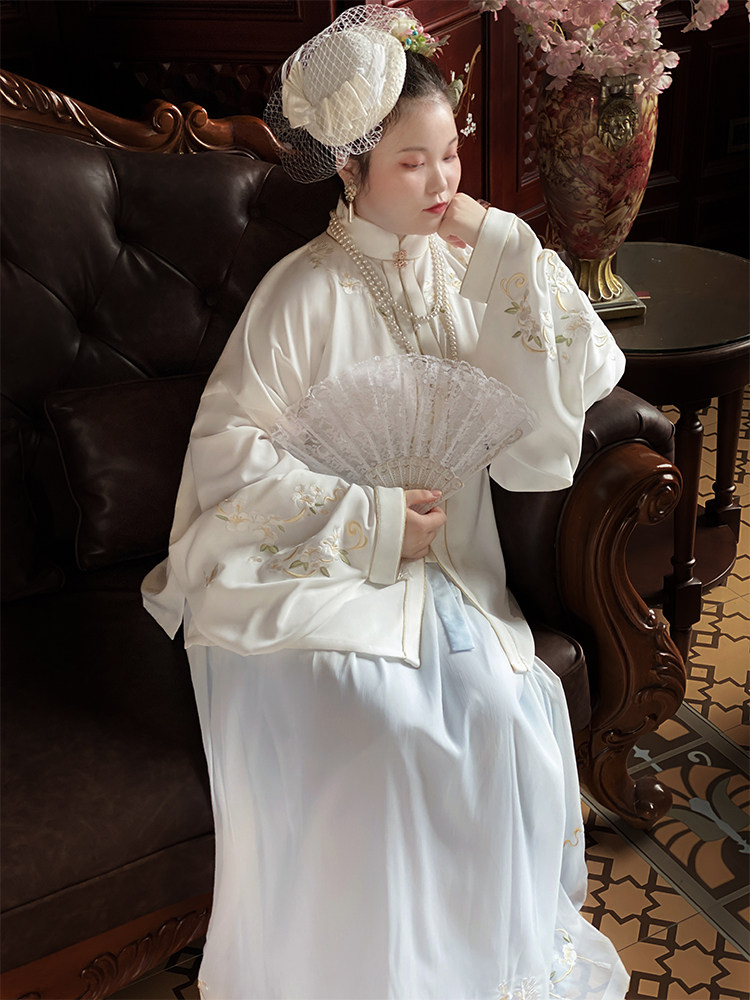 SUIQI NATURAL [가벼운 향기] 오리지널 대형 HANFU 여성 봄 가을 명나라 제작 스탠드 칼라 탑 블라우스 PIPA 슬리브 웨딩 의류