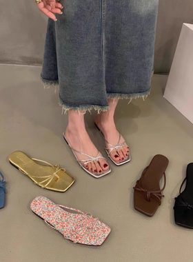 大码女鞋41一43胖脚宽肥平底夹脚趾人字拖鞋女仙女风度假沙滩凉拖