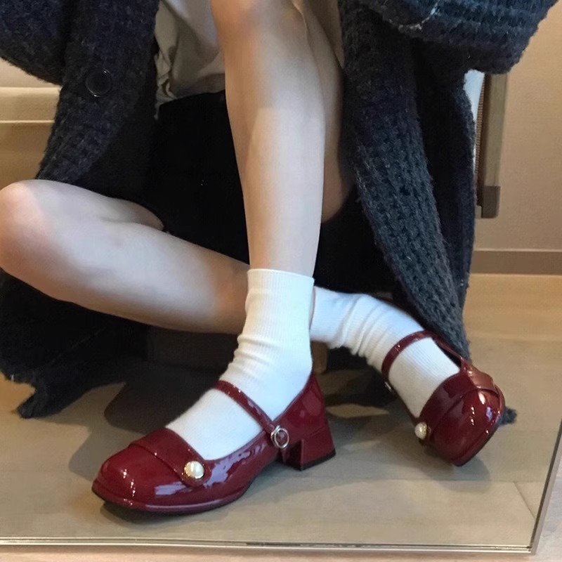 大码女鞋41一43胖脚宽肥复古一字带扣玛丽珍鞋女方头浅口粗跟单鞋
