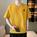 黄色