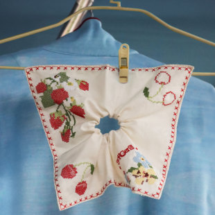 王玉雯同款sorgenti草莓十字绣手帕发圈原创设计艺术发圈刺绣方形