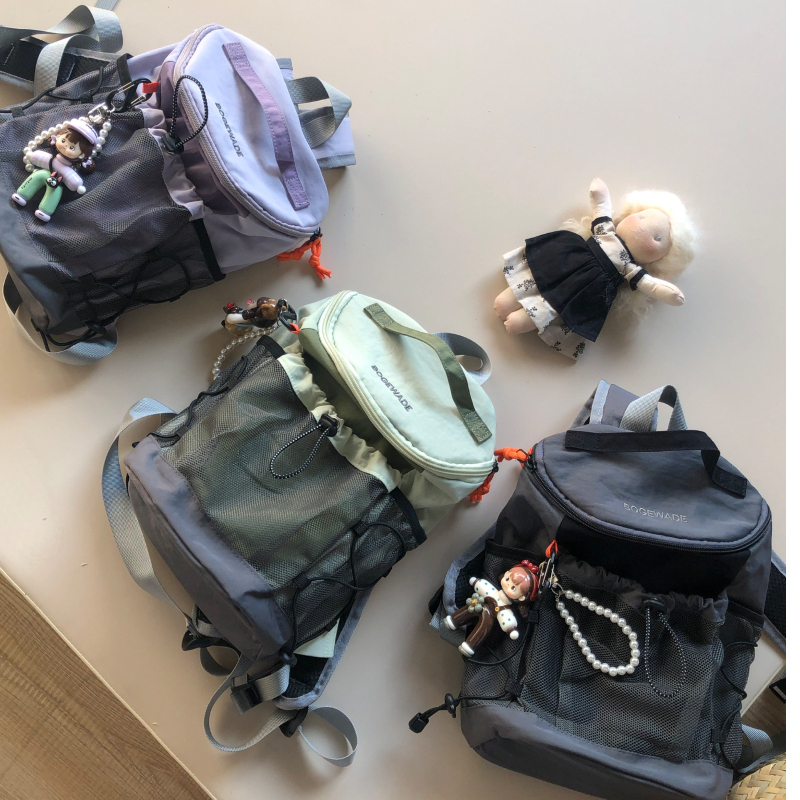 洋气男童女童出游双肩包