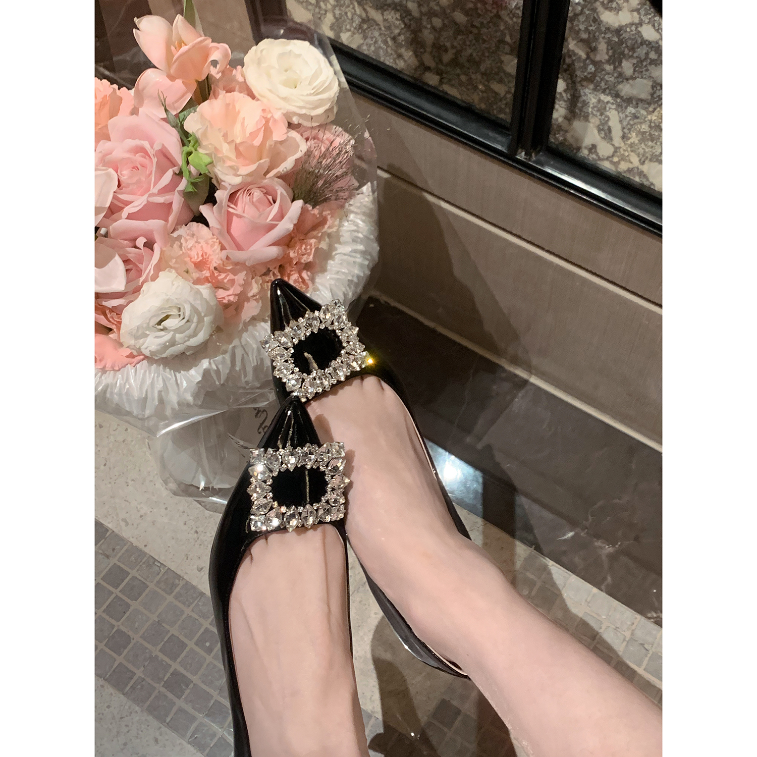 【benefanfan】大姐姐温柔模样超级闪的钻扣真皮大底高跟鞋单鞋