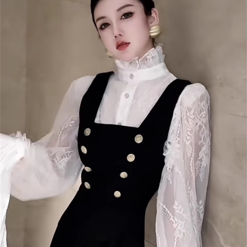 气质打底衫黑色高级背带裤