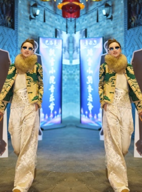 网红爆款炸街2025绿色刺绣提花毛边经典新中式外套搭配高腰直筒裤