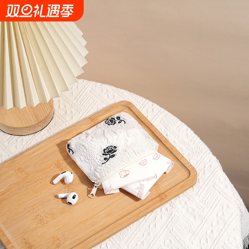 韩系玫瑰化妆包小手拿包便携笔袋手机包钱包收纳袋高颜值褶皱包包