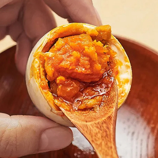 咸鸭蛋正宗流油熟咸蛋黄盐鸭蛋广西北海烤海鸭蛋