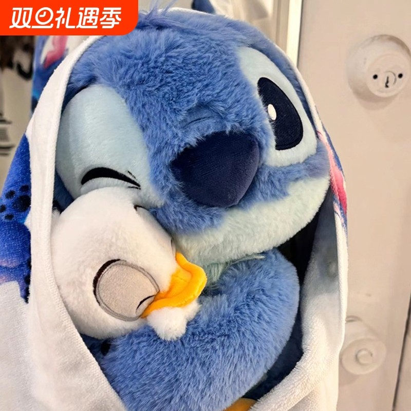 史迪仔抱抱鸭子玩偶唐老鸭公仔毛绒玩具圣诞节跨年生日礼物动物