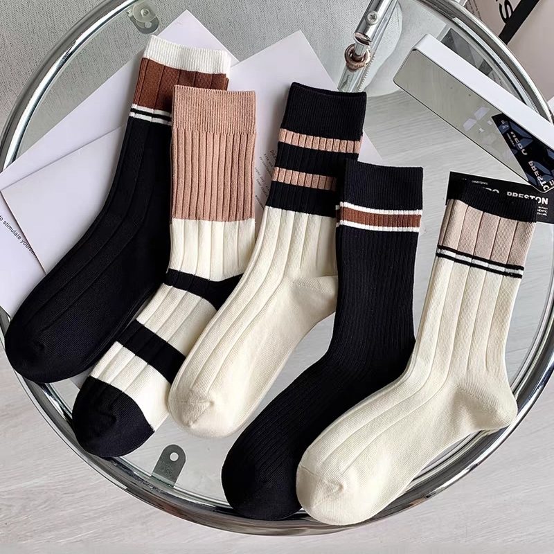 黑白无骨中筒袜|超3000次加购