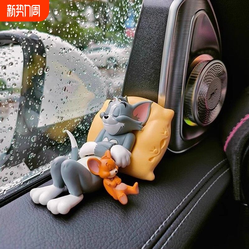 新款猫和老鼠汤姆杰瑞车载摆件卡通书桌面手办玩偶可爱车内小装饰
