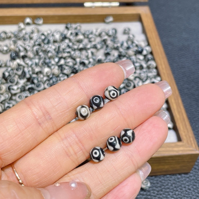 黑白玛瑙三眼天珠圆珠玉石散珠藏式玛瑙珠手链项链饰品配件珠